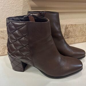 Seychelles Quilted Brown Leather Heel Ankle Booties Boots women’s 9.5